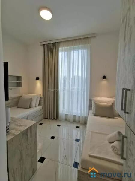 гостиница, 725 м²