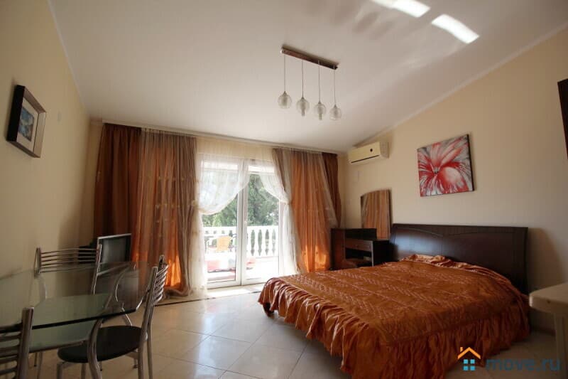 гостиница, 350 м²