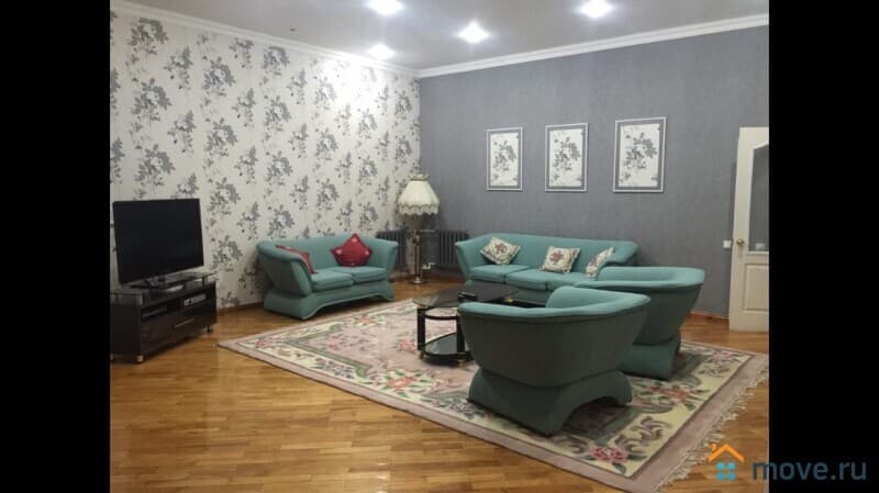 3-комн. квартира, 160 м²