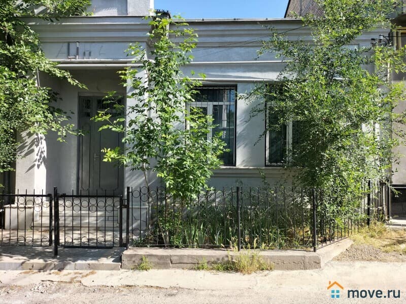 дом, 150 м²