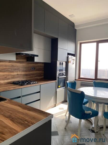 3-комн. квартира, 103 м²
