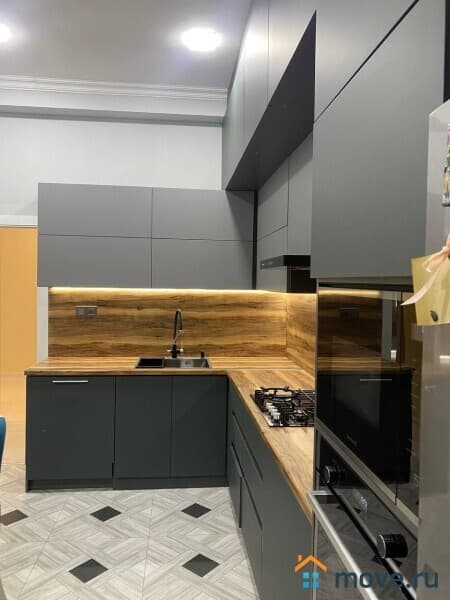 3-комн. квартира, 103 м²