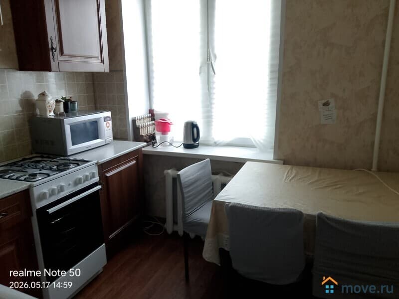 2-комн. квартира, 42 м&sup2;