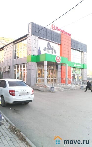 нежилое здание, 250 м²