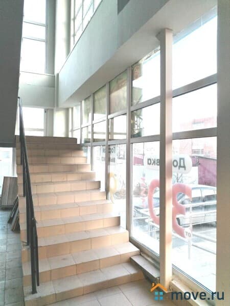 нежилое здание, 250 м²