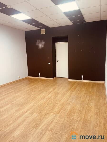 офис, 18.6 м&sup2;