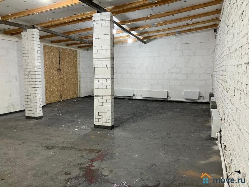склад, 90 м²