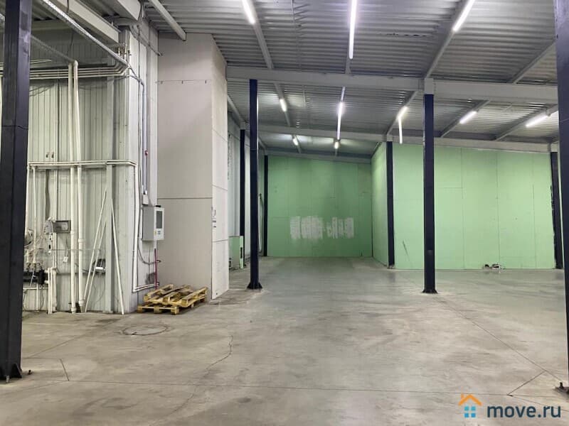 склад, 2000 м&sup2;