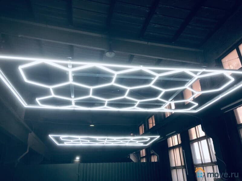 свободного назначения, 270 м²