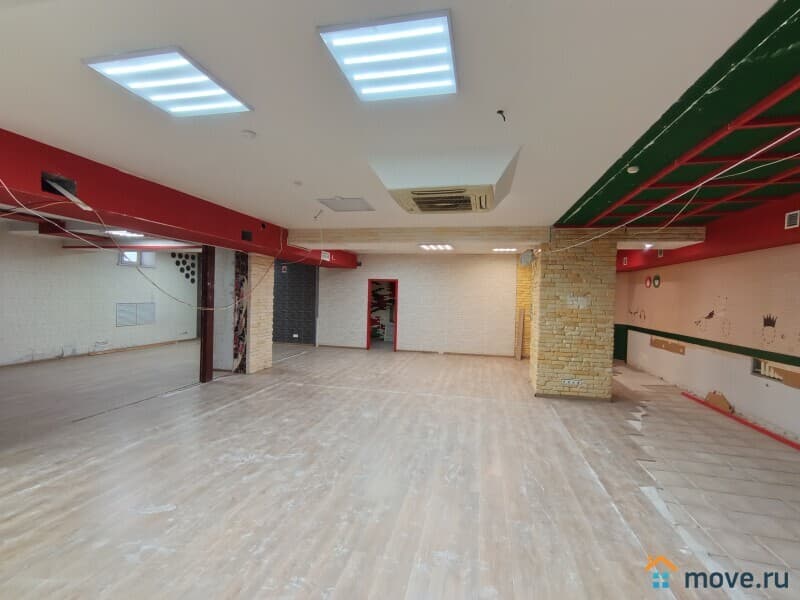 свободного назначения, 270 м²