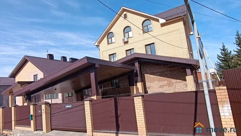 коттедж, 345 м&sup2;