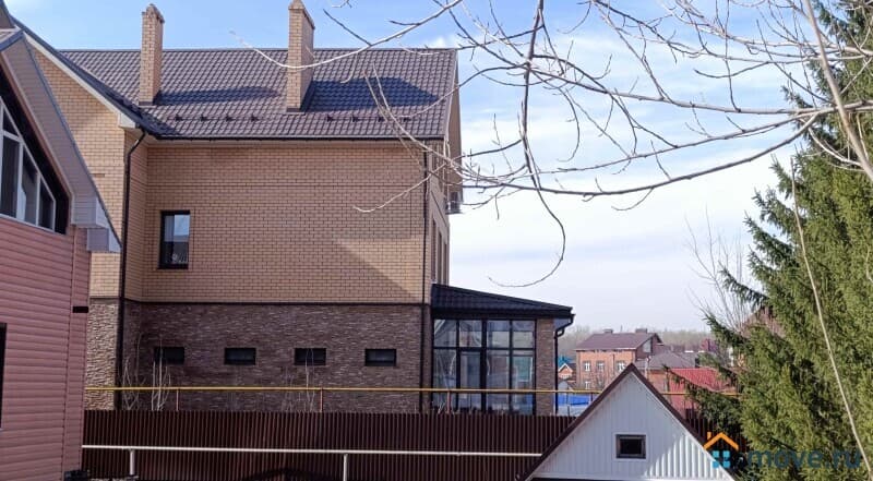 коттедж, 345 м&sup2;