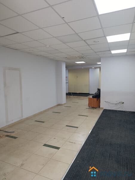 торговое помещение, 153 м&sup2;