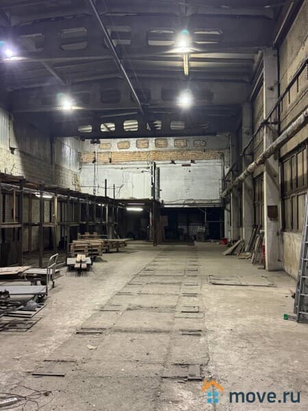 склад, 650 м&sup2;
