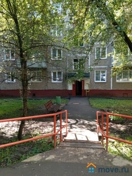 1-комн. квартира, 317 м²