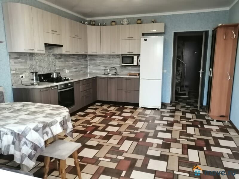 дом, 145 м², 5.4 сотки