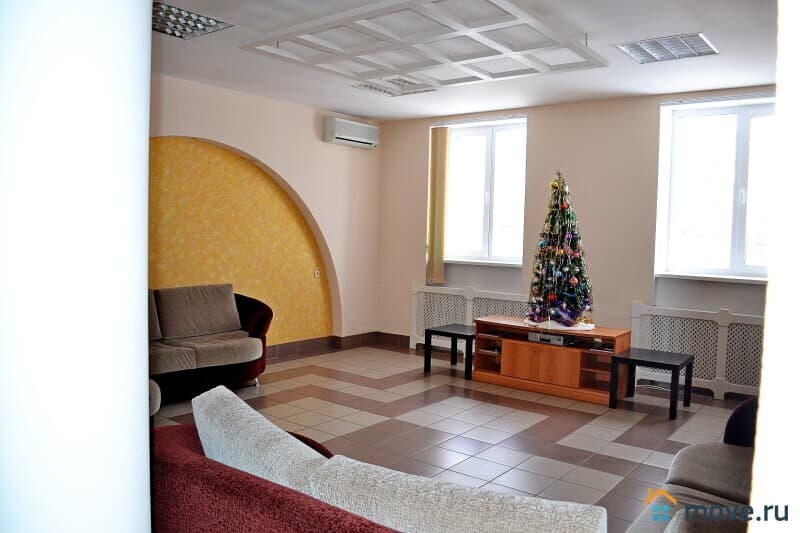 коттедж, 740 м²