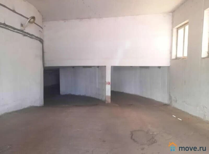 машиноместо, 18 м²