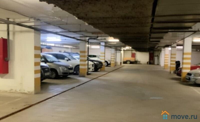 машиноместо, 18 м²