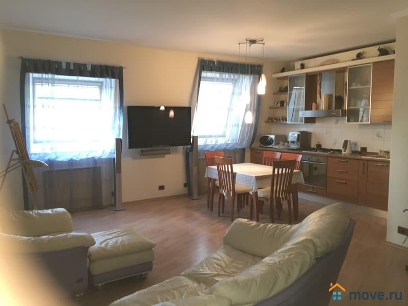 6-комн. квартира, 307 м²