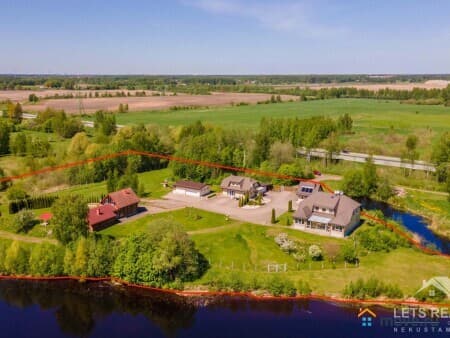 Продажа поместья, 704 м², 3.77 га, Salaspils, Даугавмала, Саулкалне