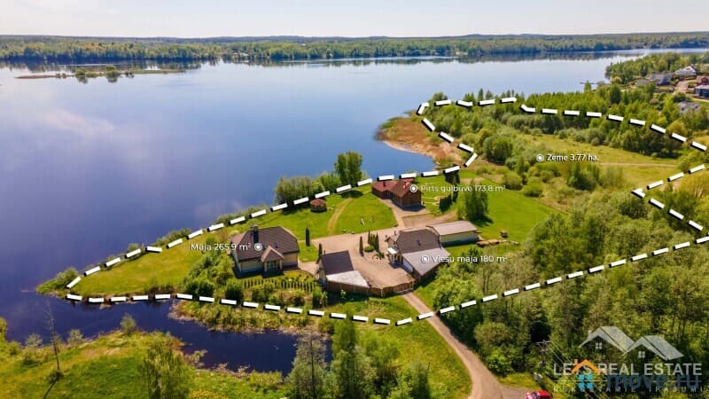 поместье, 704 м²