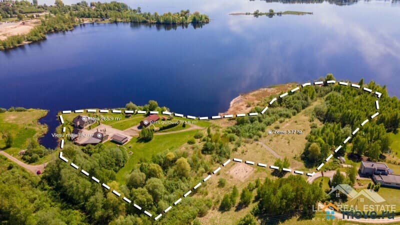 поместье, 704 м²