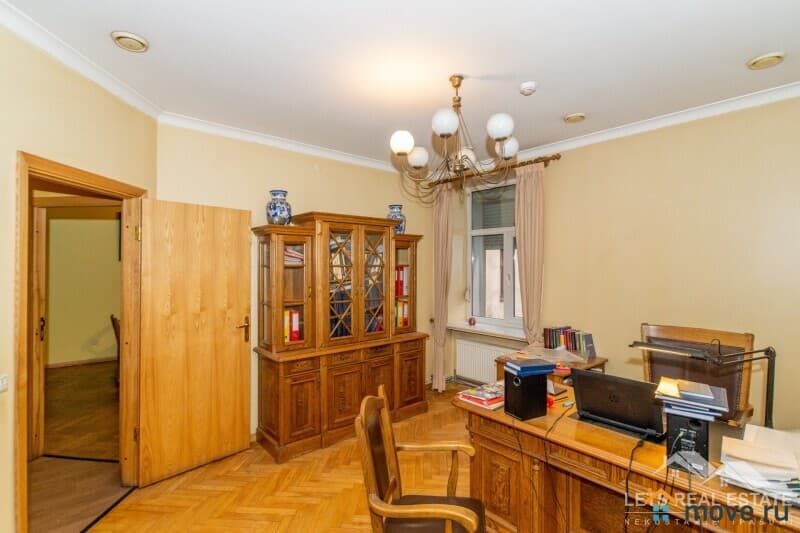 5-комн. квартира, 132.3 м²