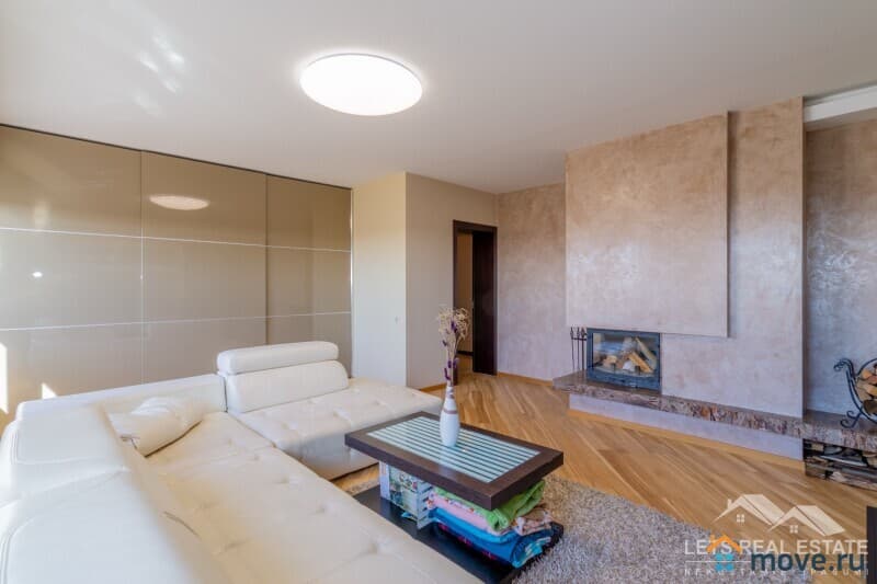 3-комн. квартира, 120.8 м²