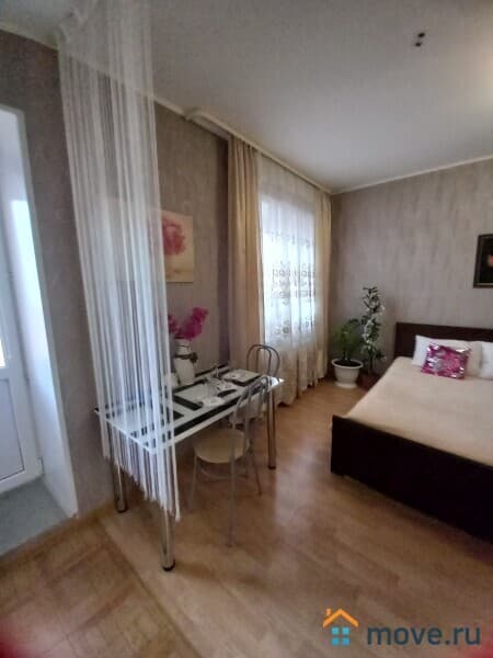 студия, 40 м²