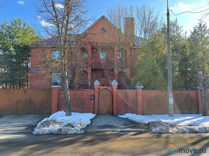 дом, 419.4 м²