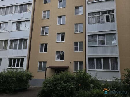 Продаю 2-комнатную квартиру, 44 м&sup2;, Ессентуки, улица Октябрьская, 426