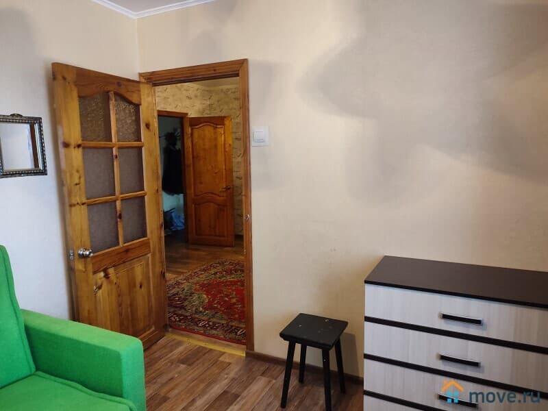 комната, 42 м&sup2;