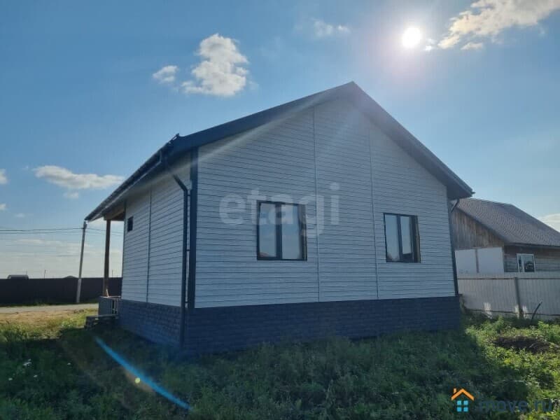 дом, 52 м²