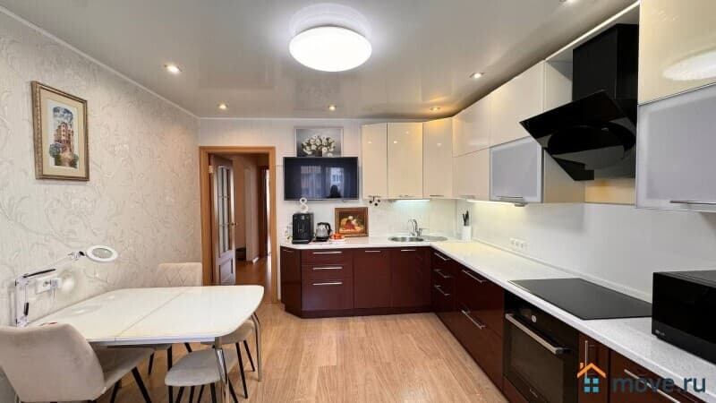 2-комн. квартира, 66.7 м&sup2;