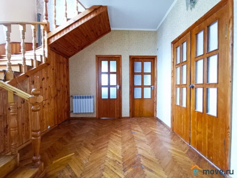 дом, 212 м&sup2;