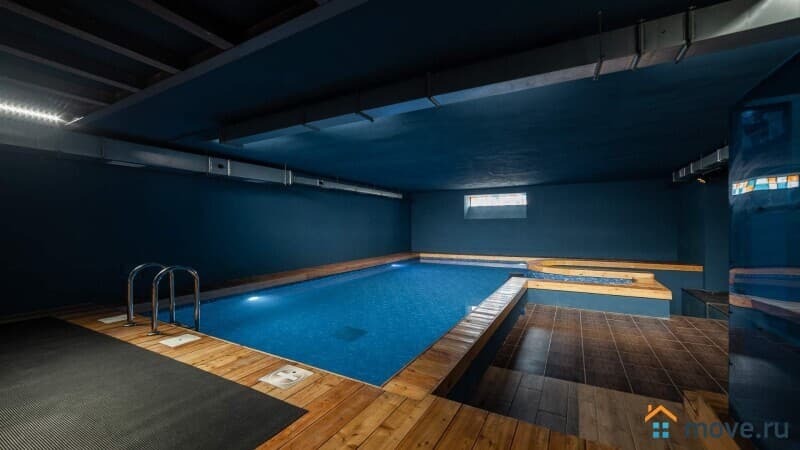 коттедж, 1200 м²