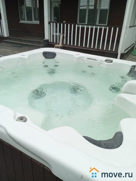 коттедж, 350 м²