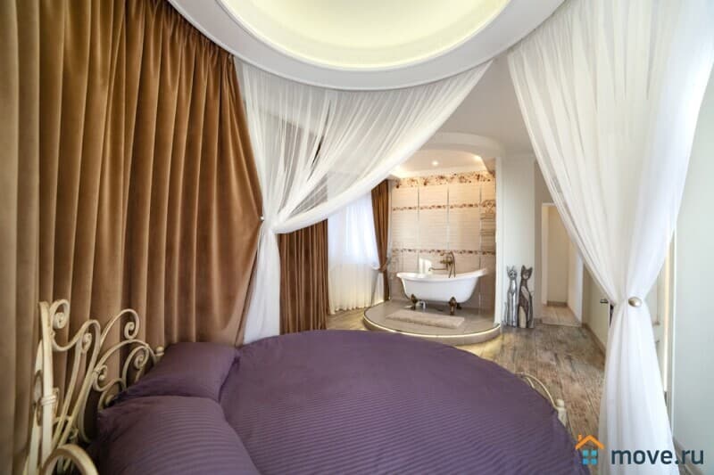 коттедж, 650 м²