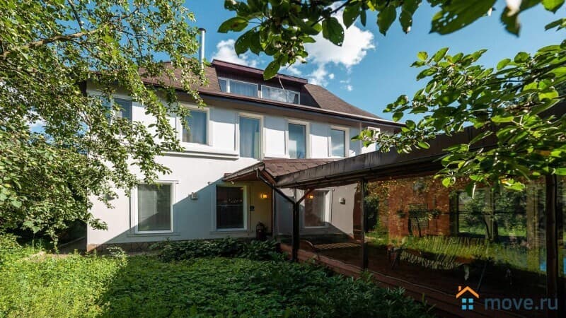 коттедж, 450 м²