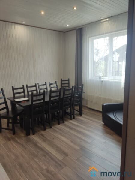 коттедж, 150 м&sup2;