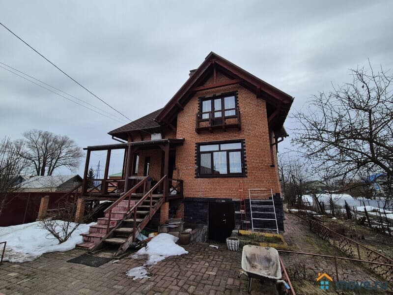 дом, 202.4 м&sup2;