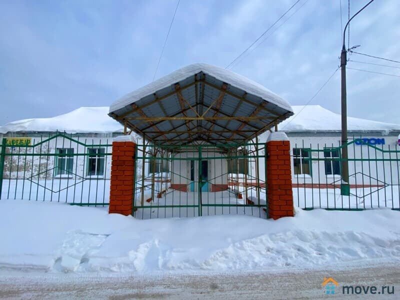 нежилое здание, 305 м&sup2;