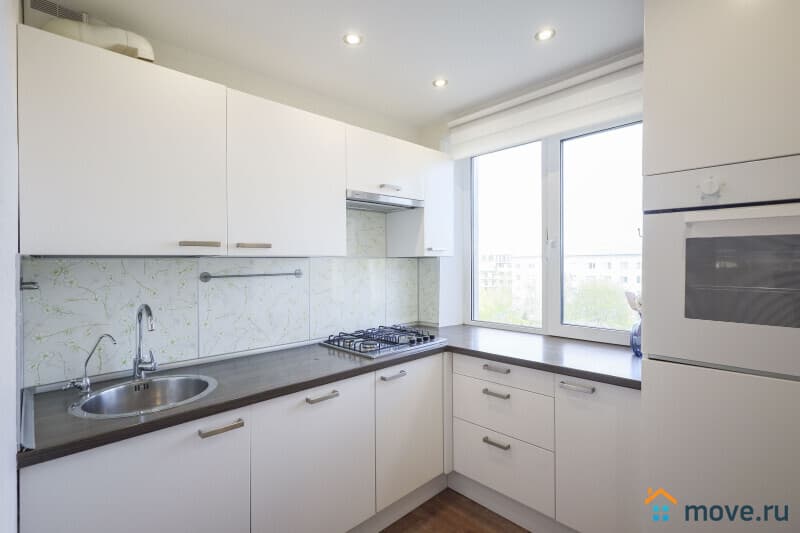 3-комн. квартира, 55.2 м²