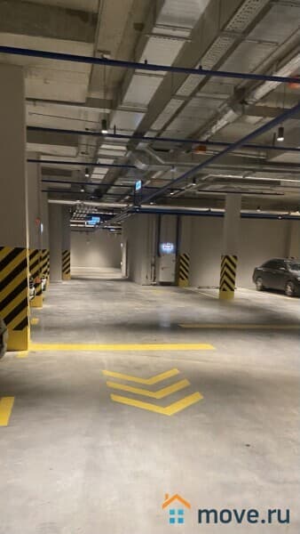 машиноместо, 18 м&sup2;