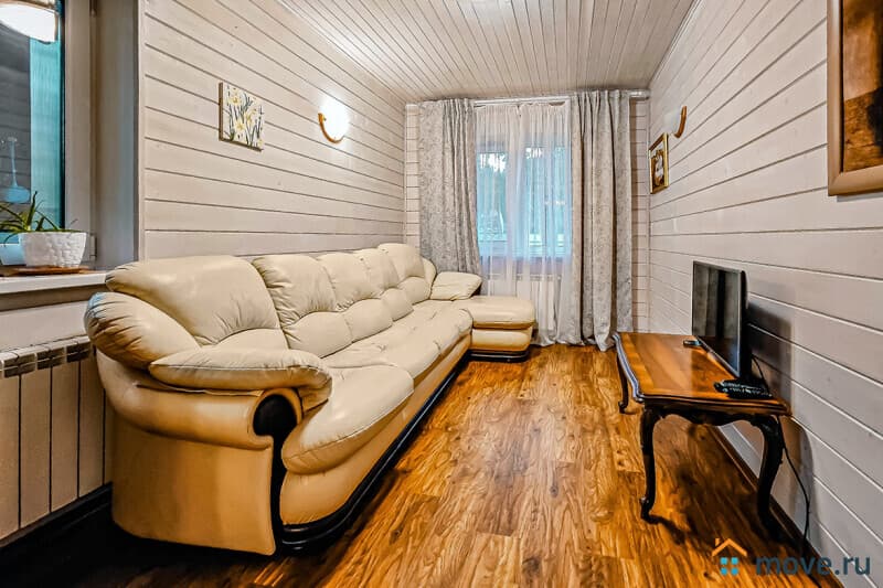 коттедж, 180 м&sup2;