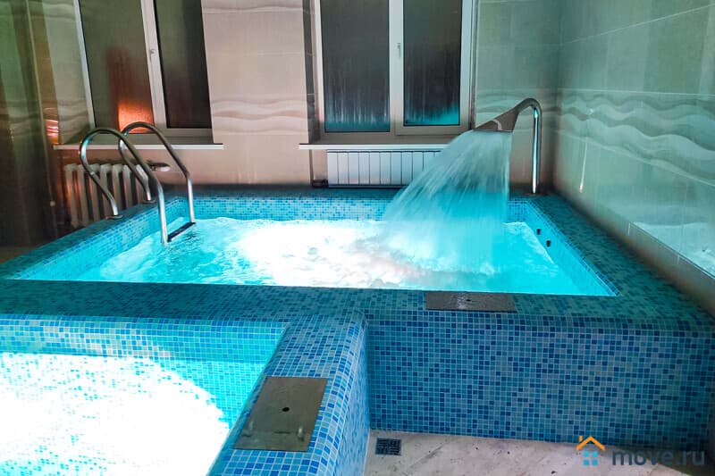 коттедж, 300 м&sup2;