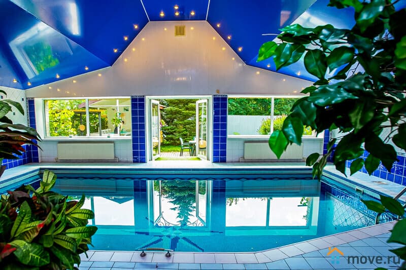 коттедж, 365 м&sup2;