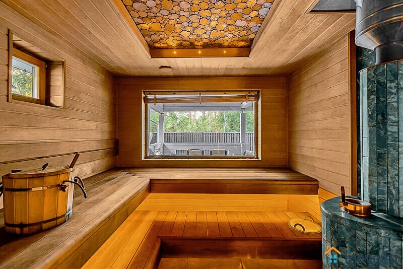 коттедж, 250 м&sup2;