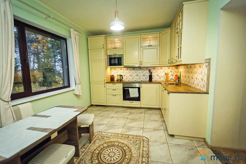 коттедж, 216 м&sup2;